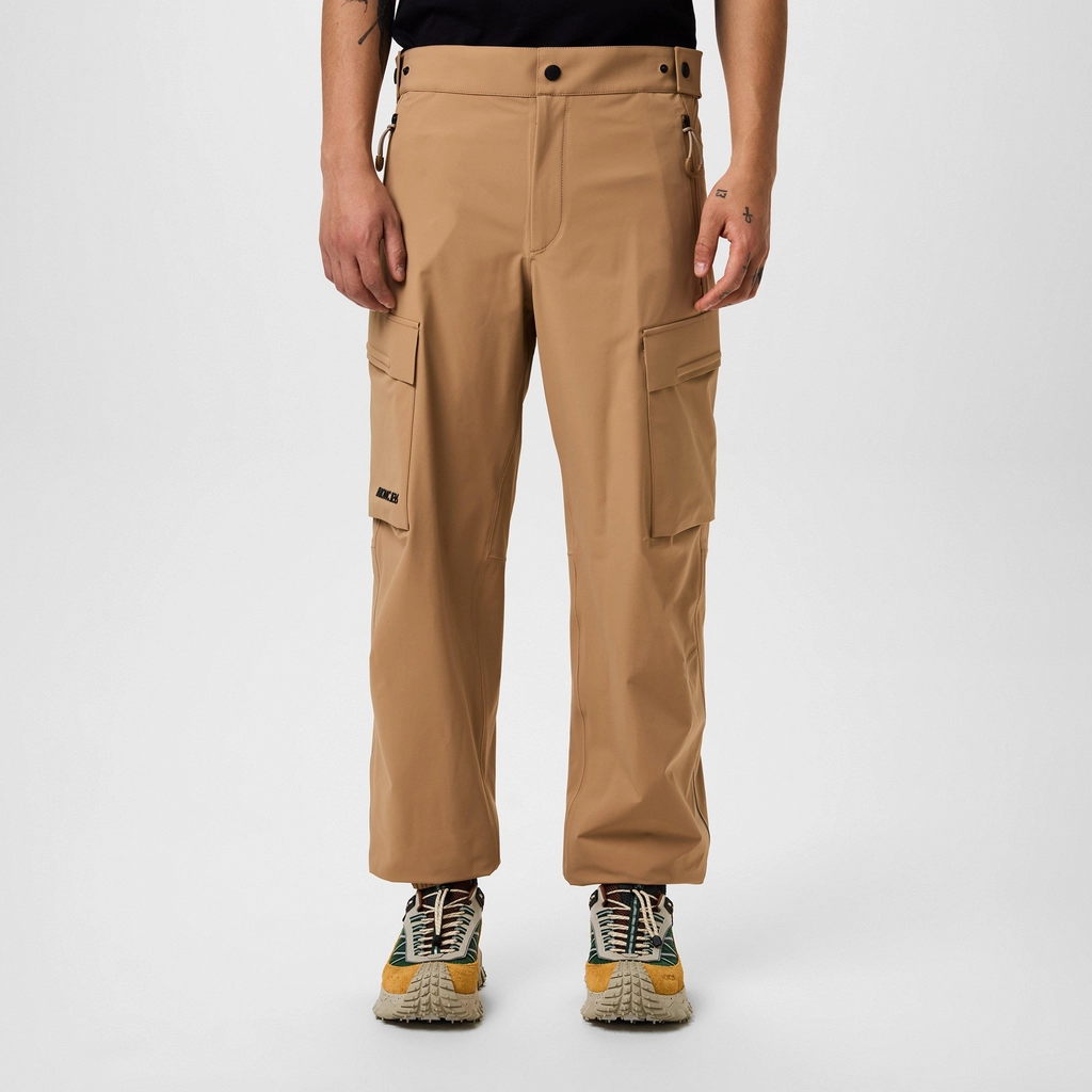 Moncler Cargo Trousers - Beige 236