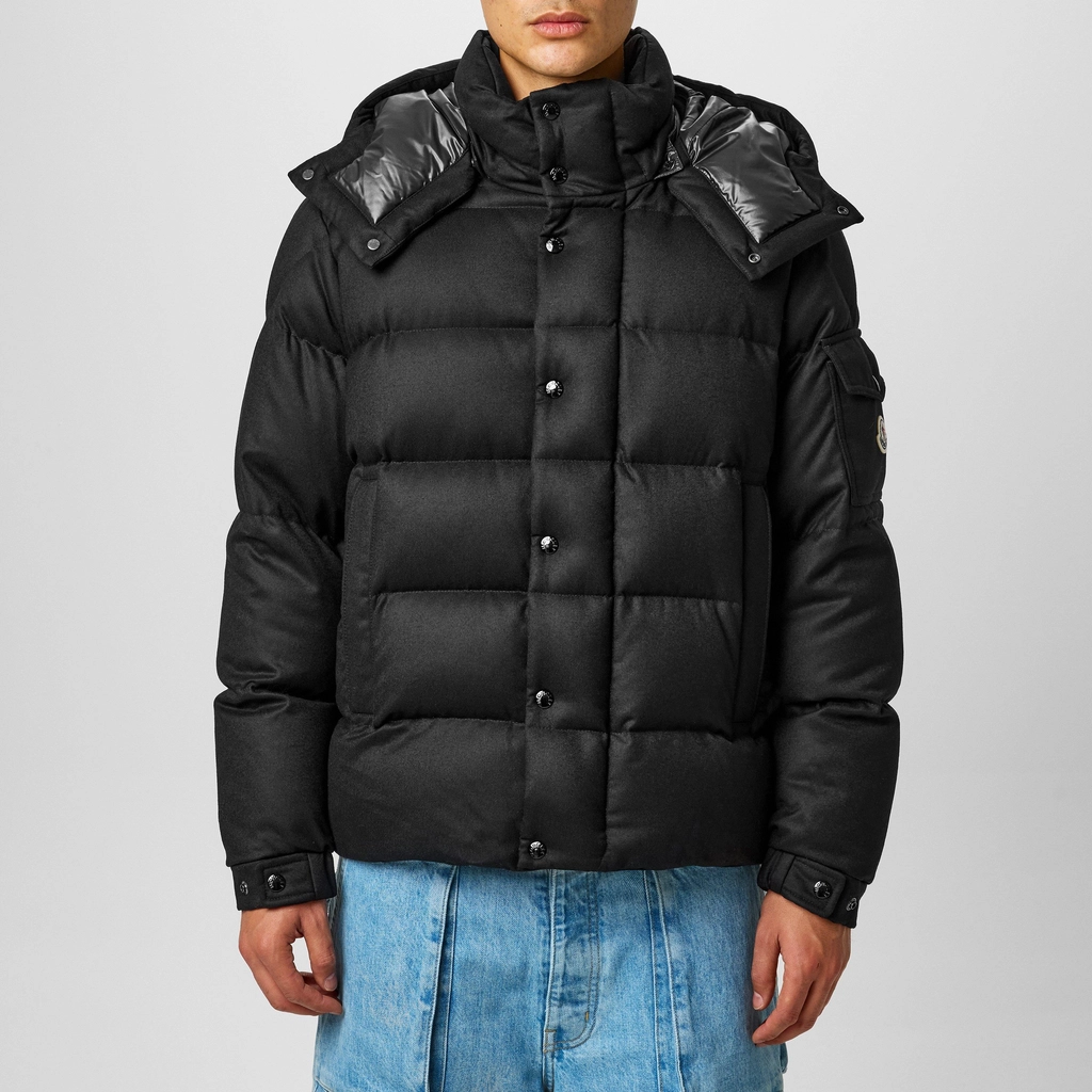 Moncler Vezere Short Down Jacket - Black 999