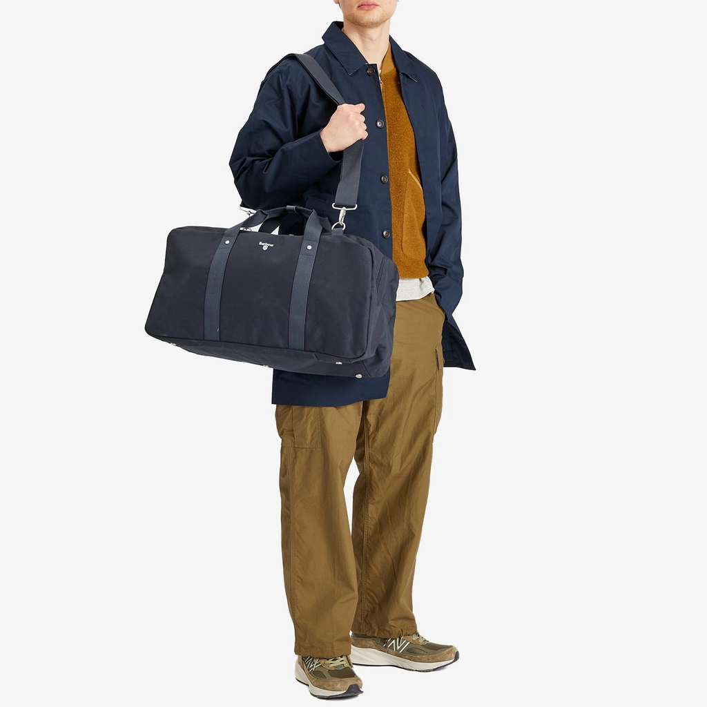 Barbour Men's Cascade Holdall Navy