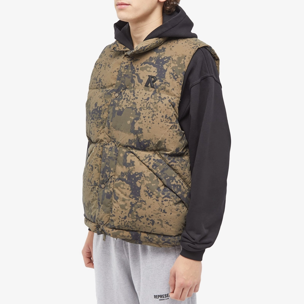 Represent Men's Nylon Puffer Gilet Camo