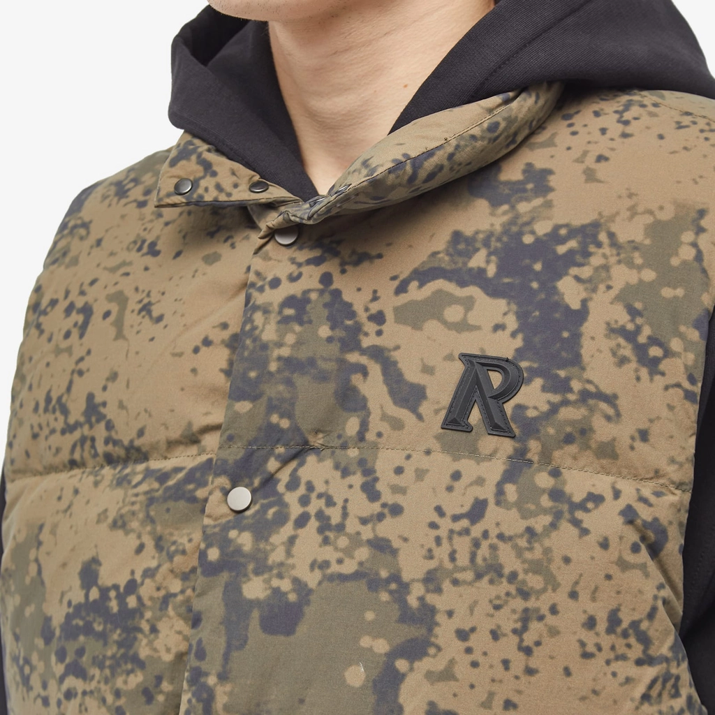 Represent Men's Nylon Puffer Gilet Camo