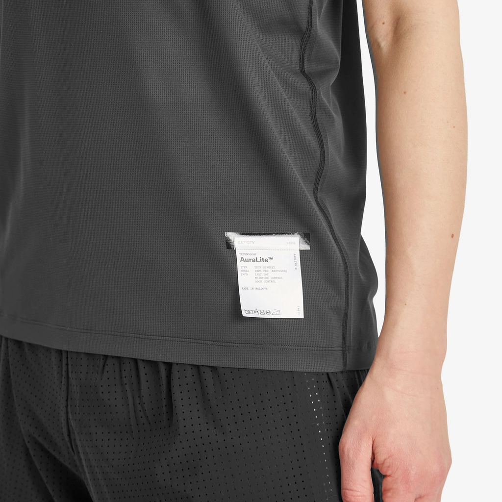 Satisfy Men's AuraLite™ Tech Singlet Black
