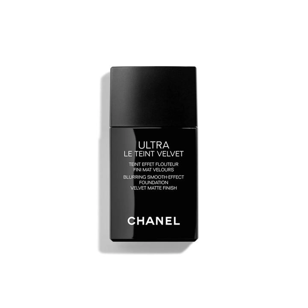Chanel ULTRA LE TEINT VELVET BLURRING SMOOTH-EFFECT FOUNDATION. VELVET MATTE FINISH. - Nude