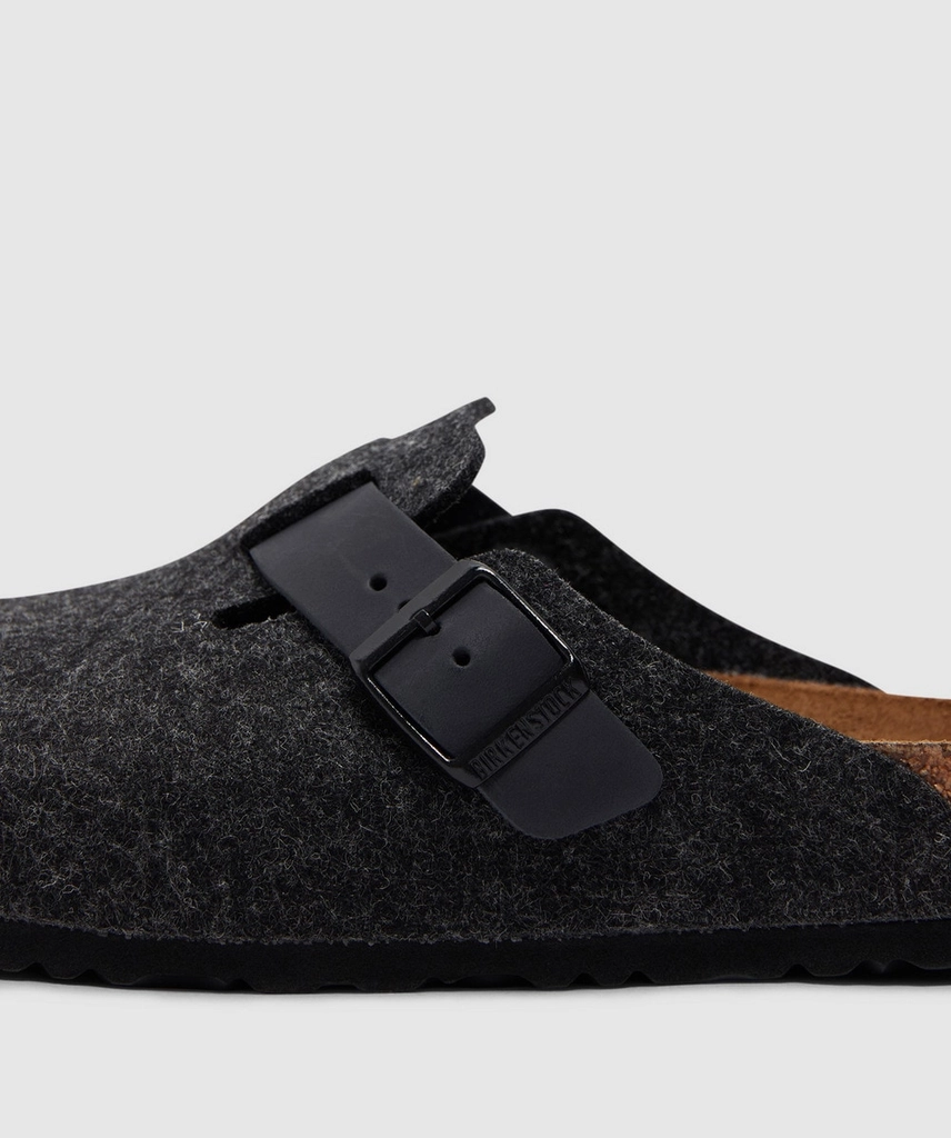 Birkenstock Boston felt leather sandal