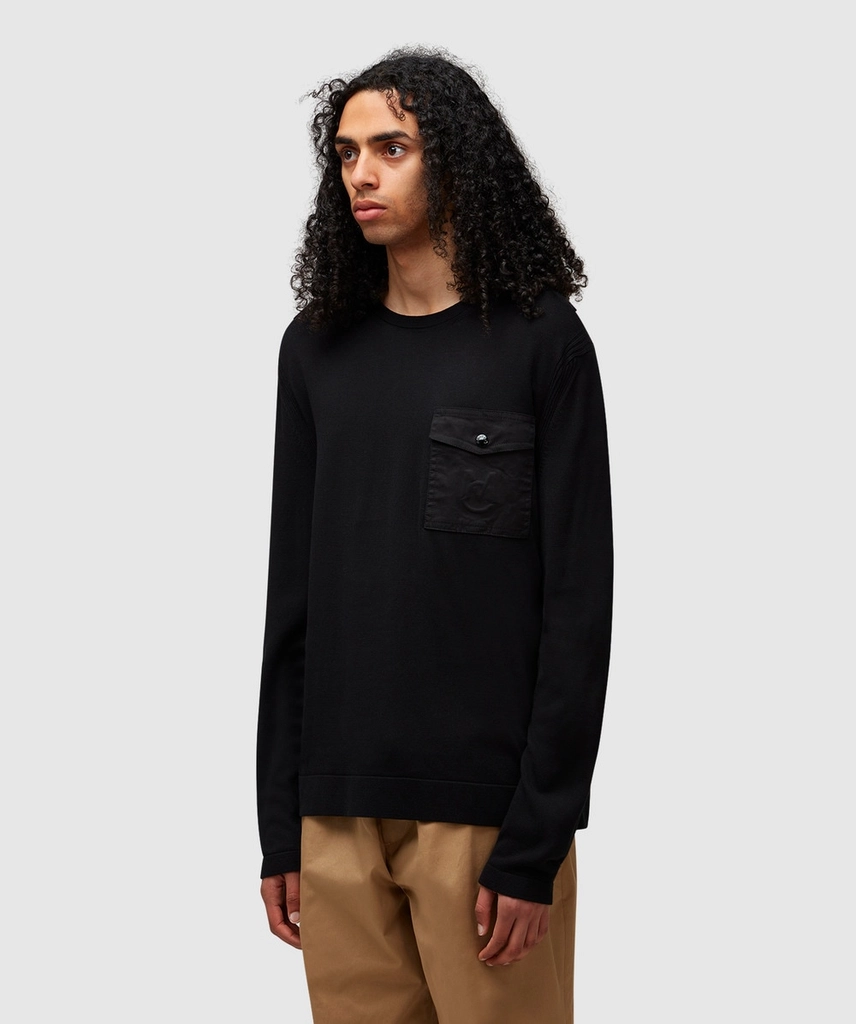 Moncler Embossed logo pocket knit